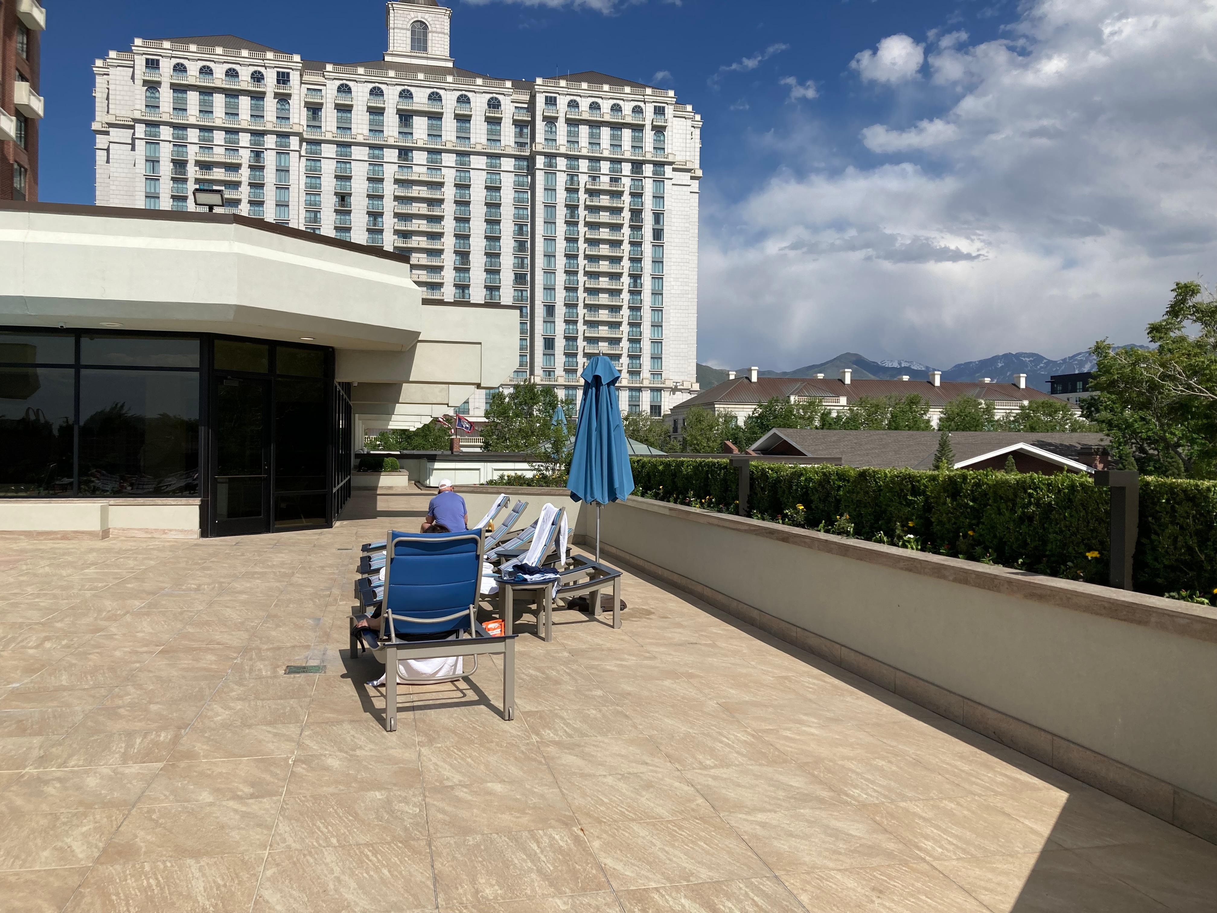 Upper level pool