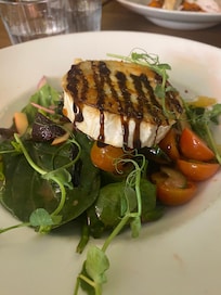 Delicious goat cheese salad on seasonal menu.
We re-ordered the following evening.