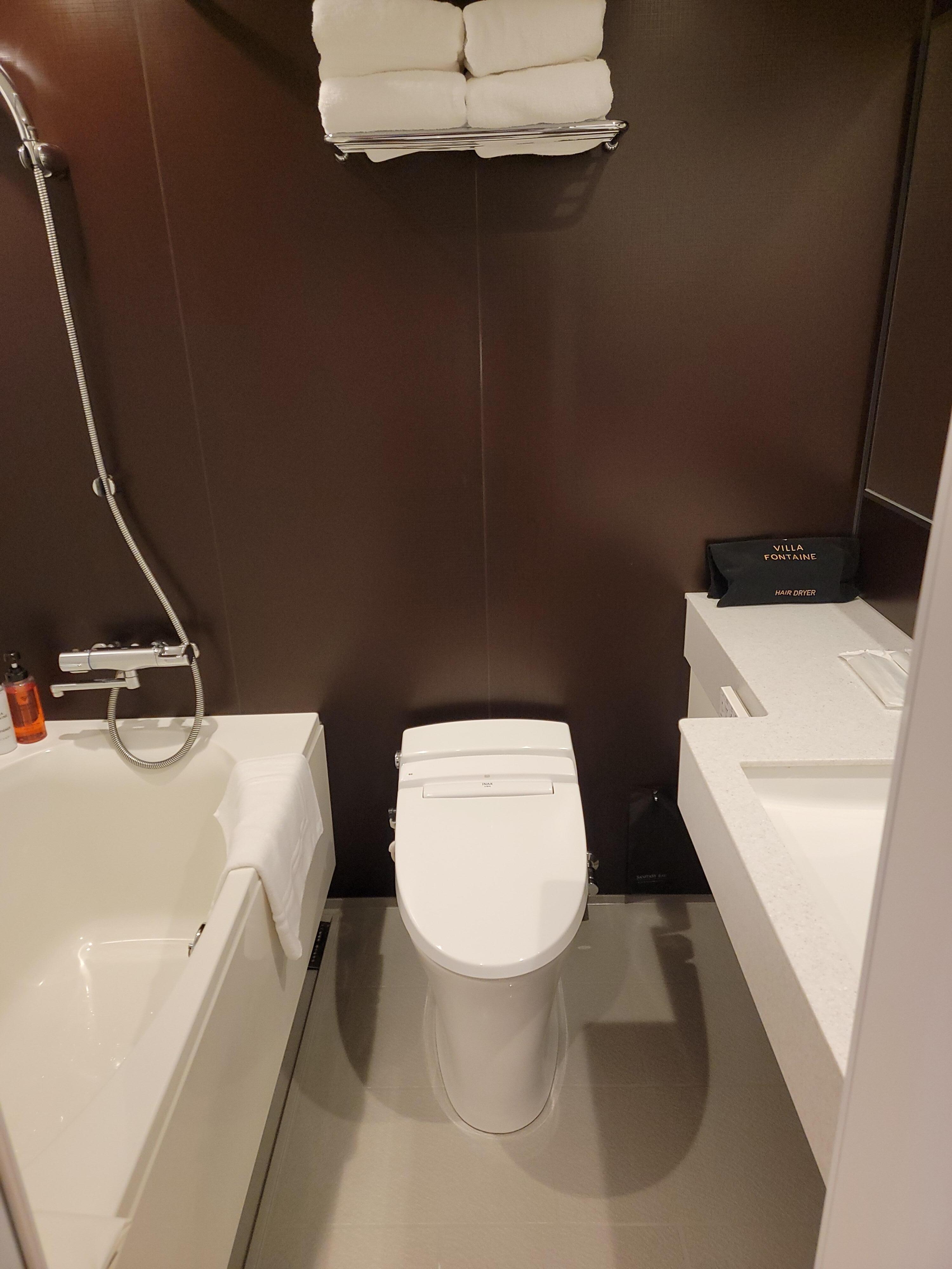 Narrow bathroom, clean, but really humid and stuffy