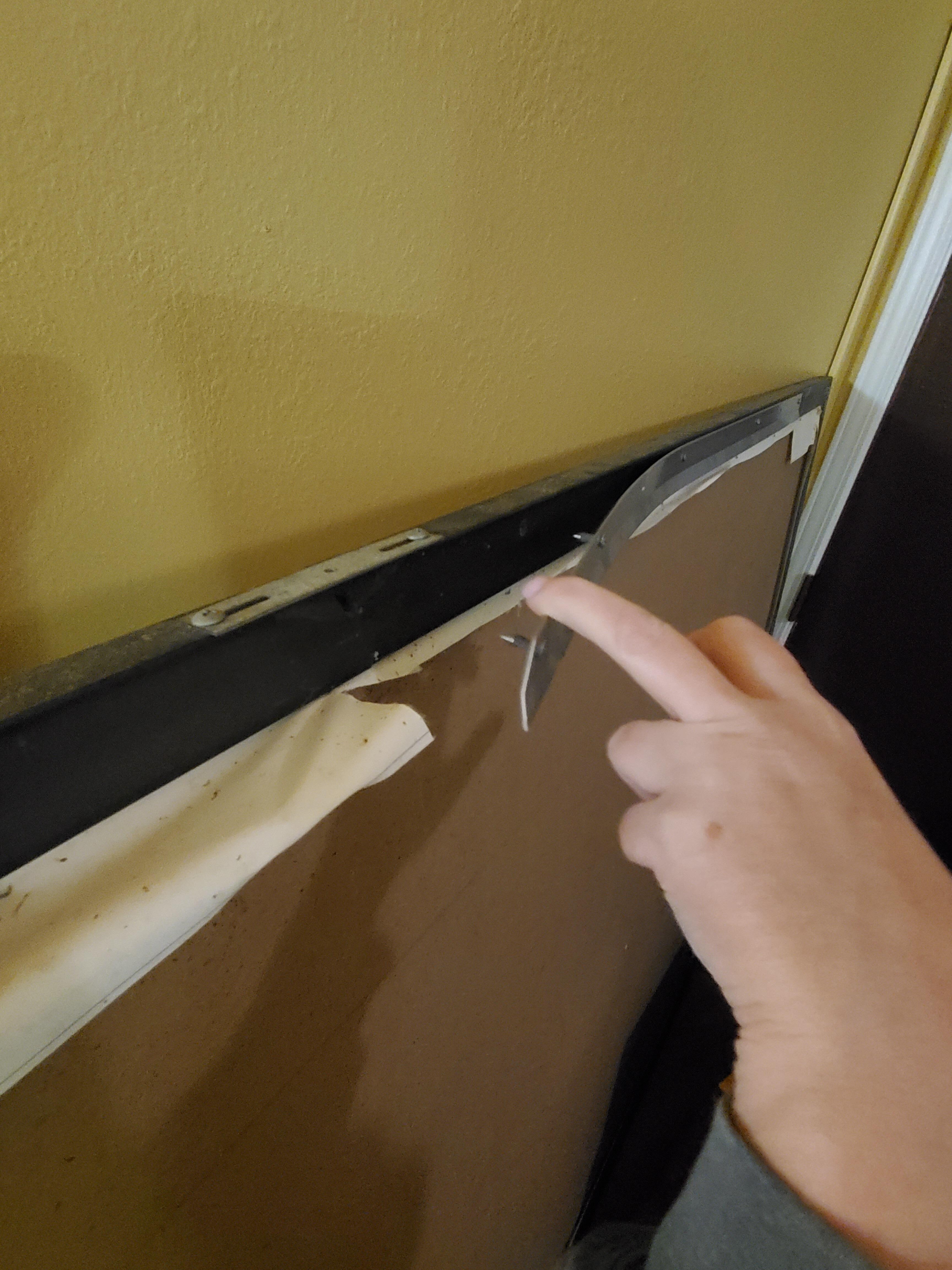 The hanging strip was broken. 