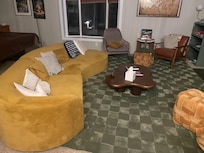 Such a nice family room!