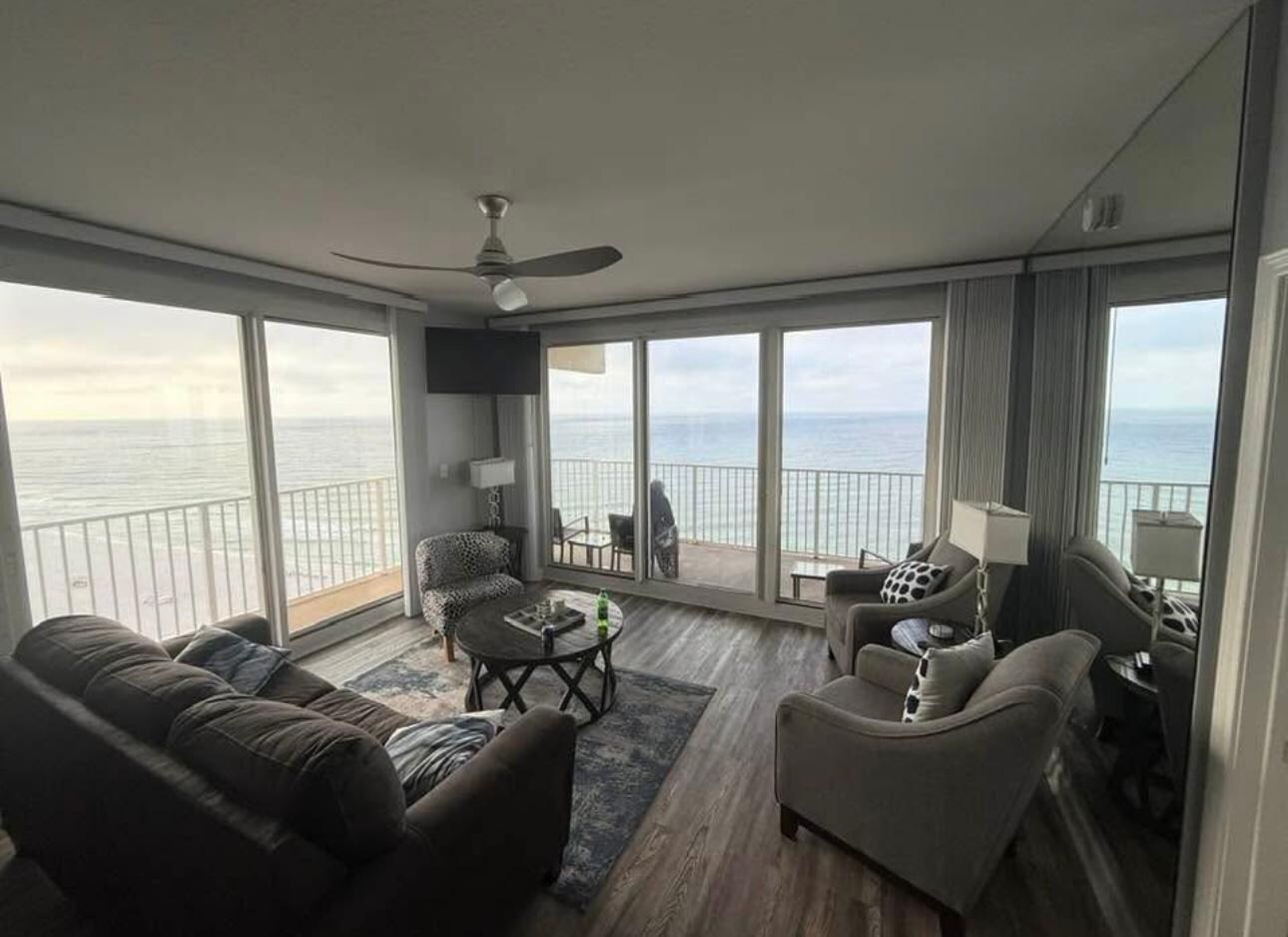 Living Room Oceanview