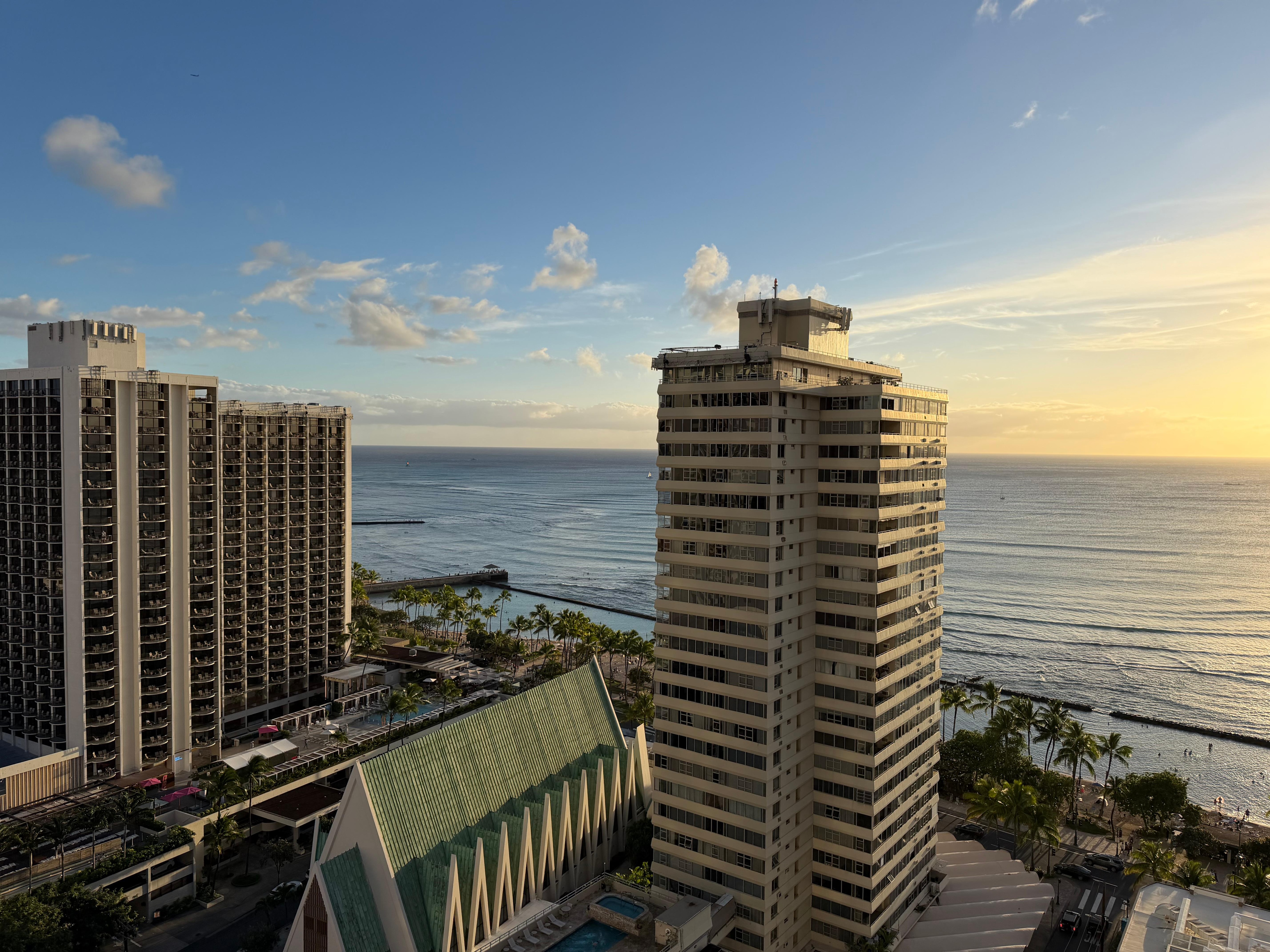 View of the beach (partial) from the rear building 