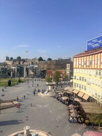 Konum olarak çok iyi