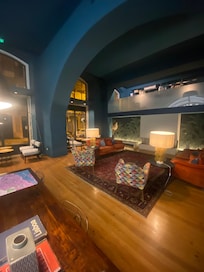 Restful foyer