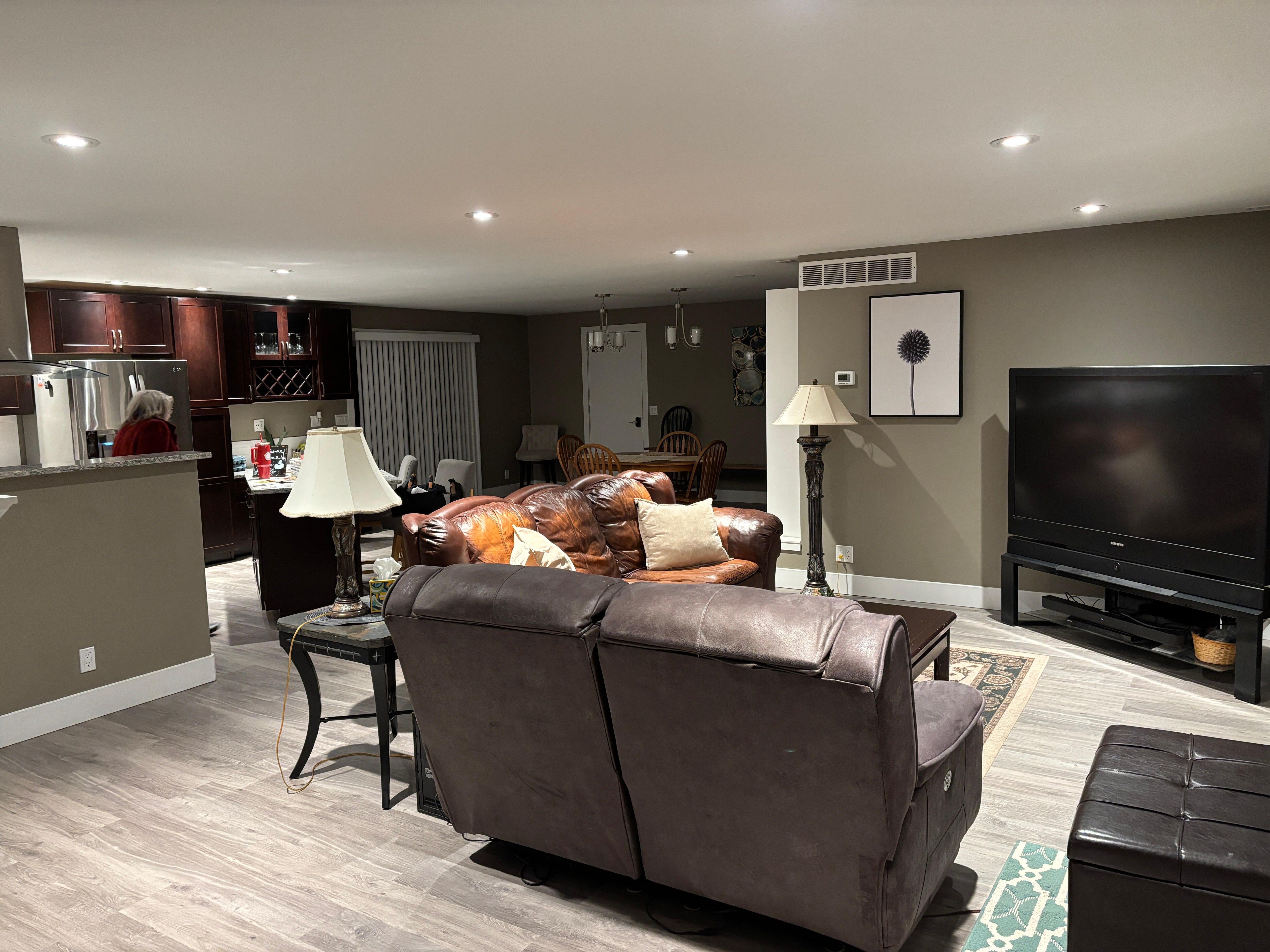 Huge open kitchen, dining area, and TV room. Big TV with sound system. There are more tvs here than a sports bar. I can see why Rick stays close. This would be the ultimate "Superbowl" rental if I could get away with it ha ha.