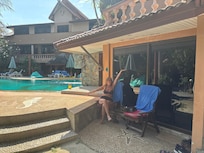 Family pool suite room.
Truly the best location