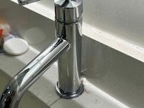 Faucet not attached properly, totally loose