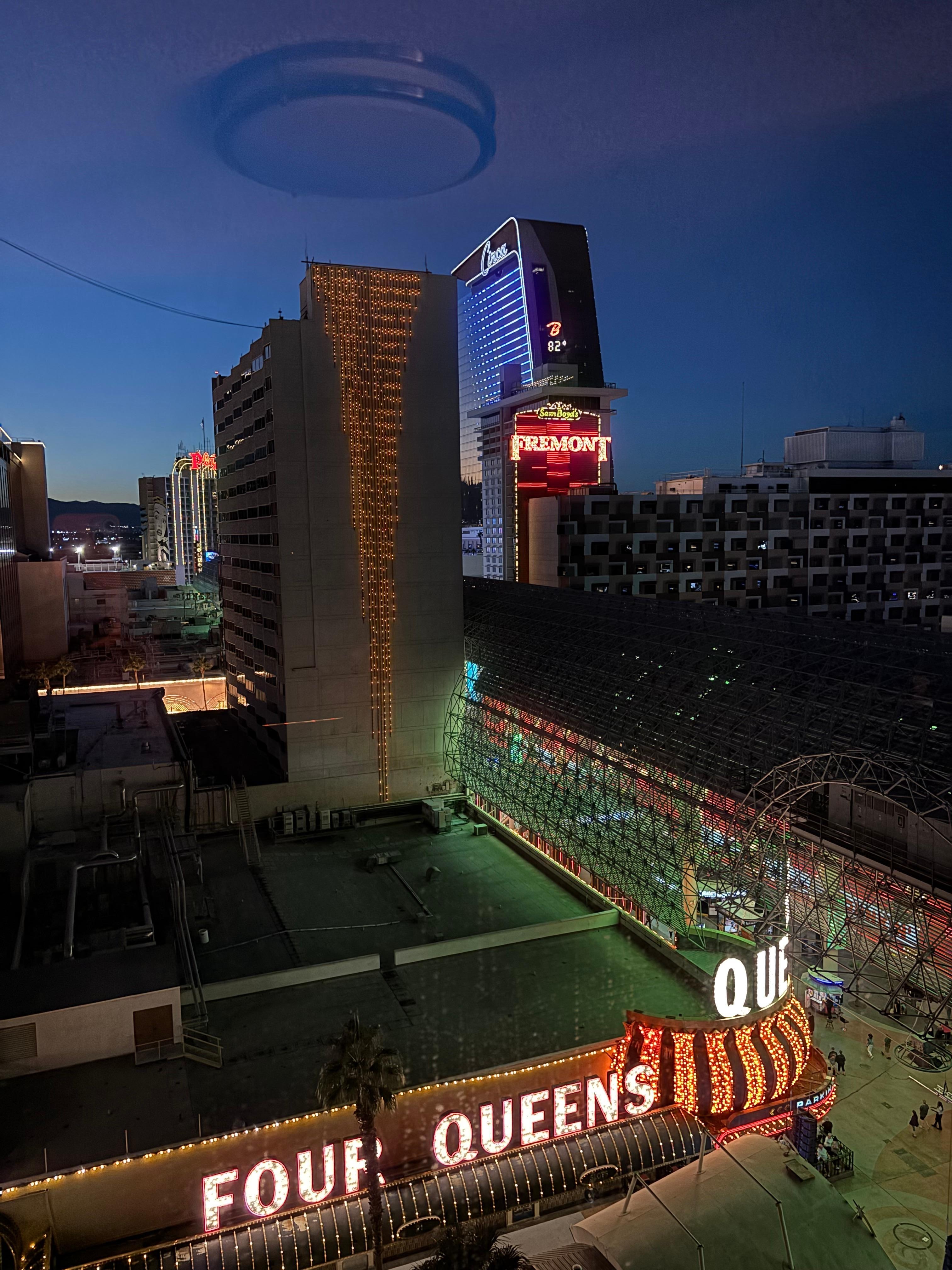 Vue depuis la chambre (1206)