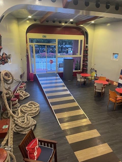 Welcome area and reception.