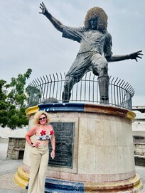 El Pibe Valderrama monument