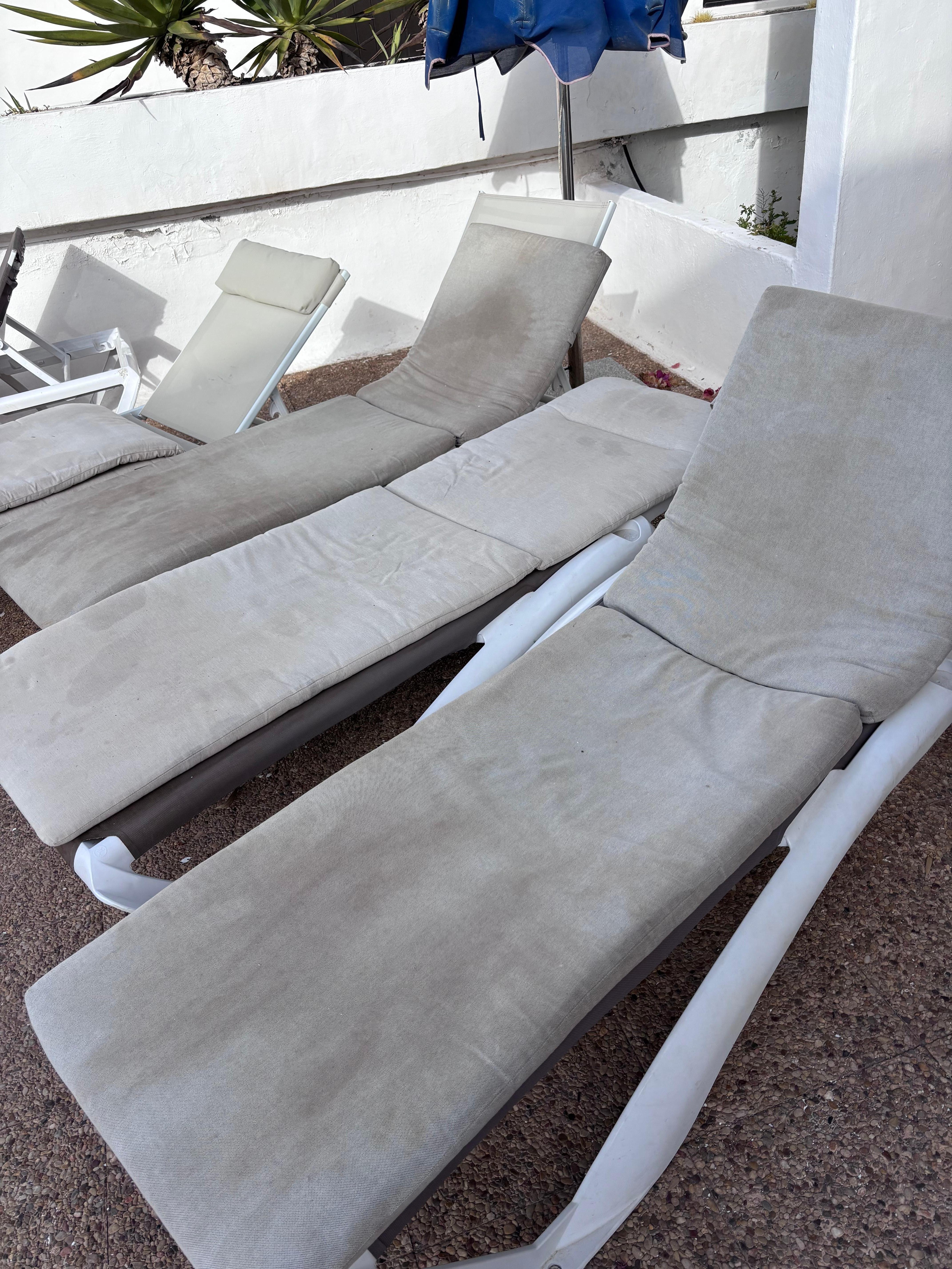 Further sun lounger cushions. 