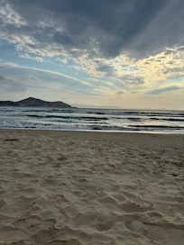 The beach is very close.