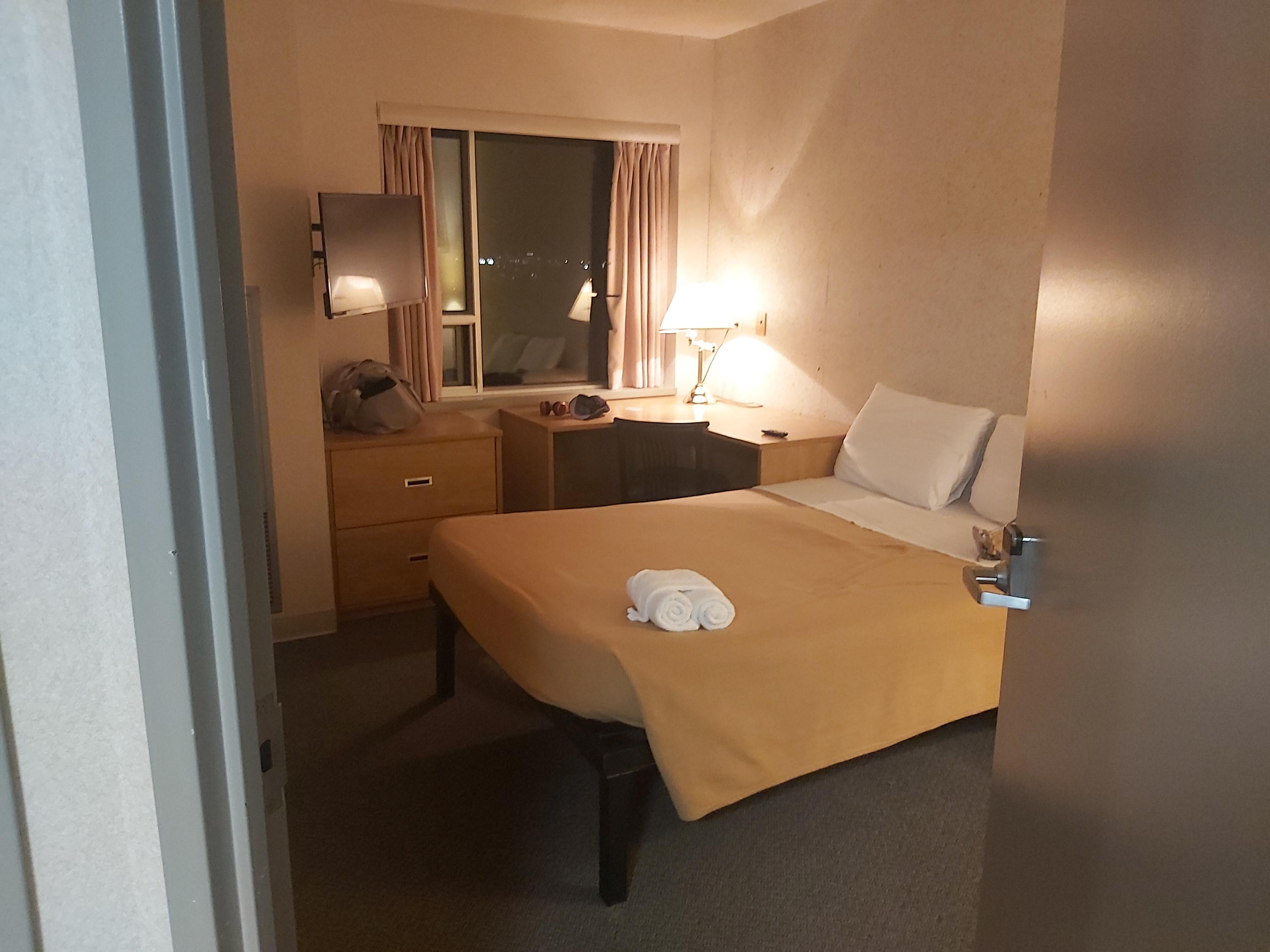 This is a pic of one of the bedrooms.