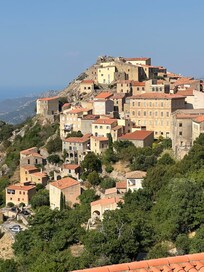 Le village