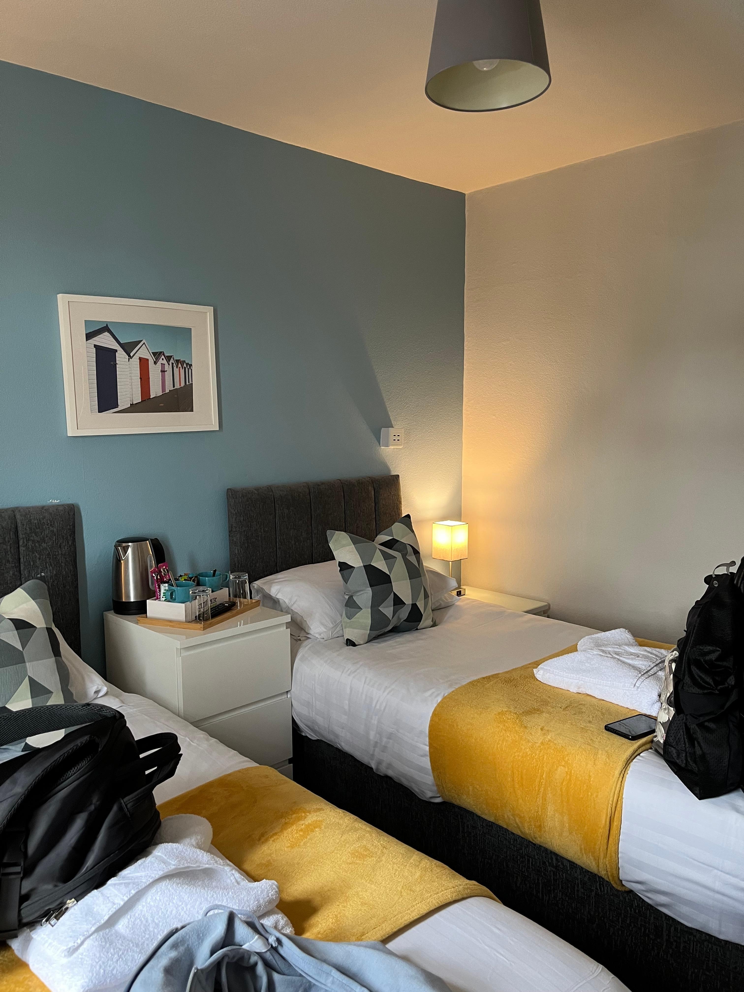 Twin room, partial sea view