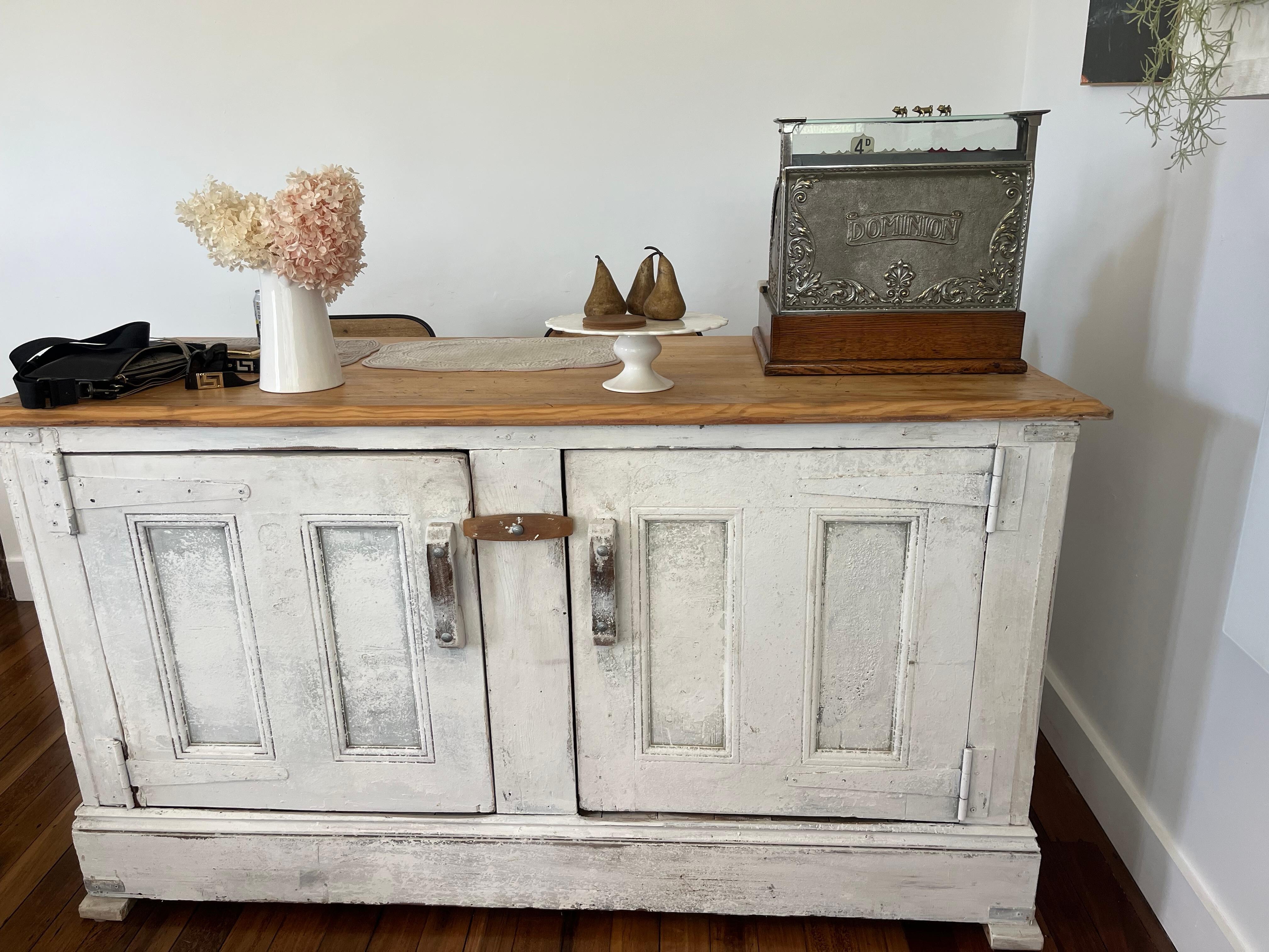 What a welcome- some great pieces throughout the property.