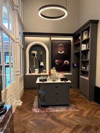 Quirkiness everywhere!