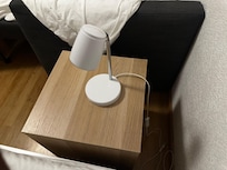 neither of the bedside lamps worked