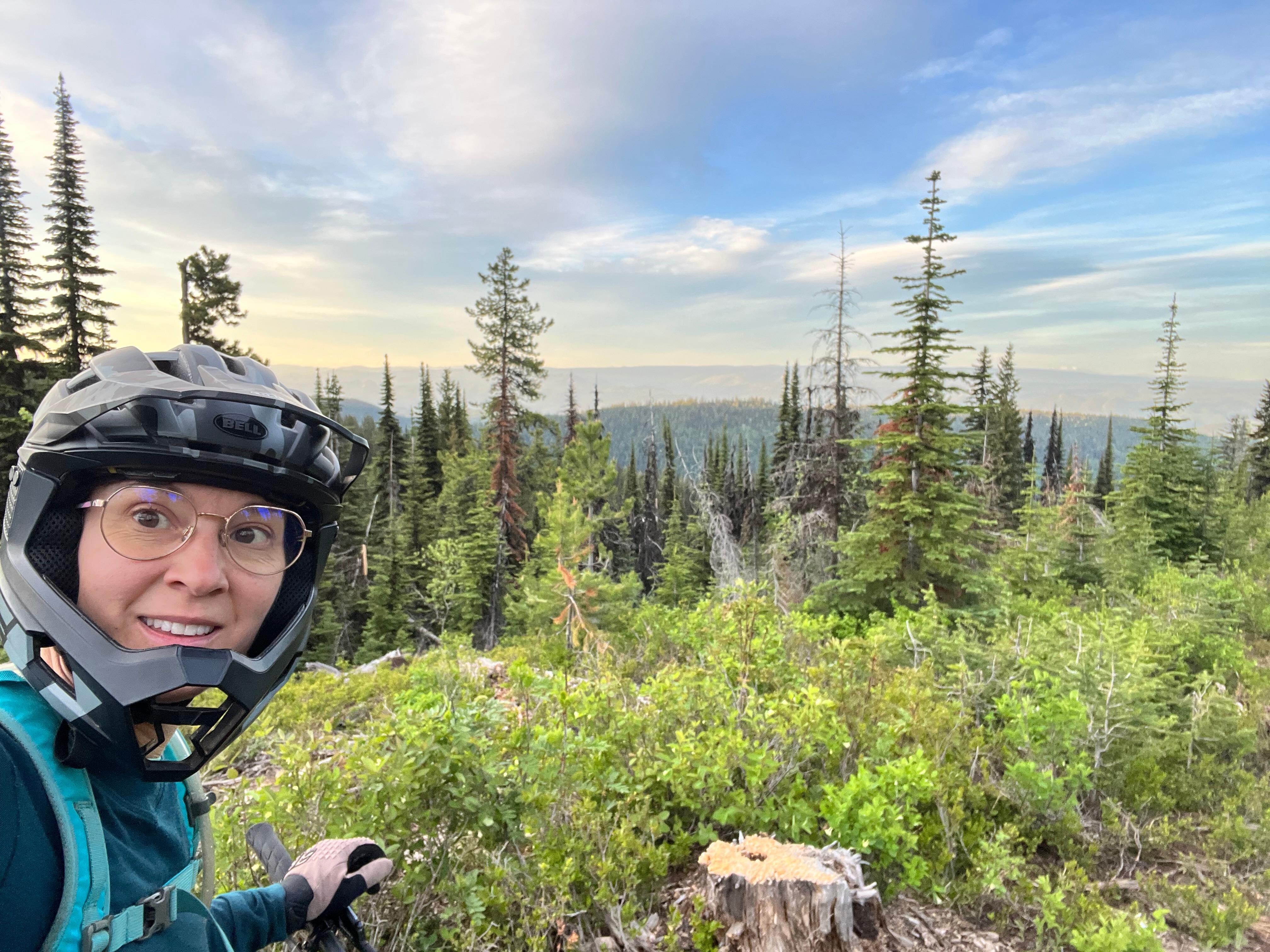 Biking 5 min drive away. Bike park closed. Sovereign biking- this “soup to nuts”