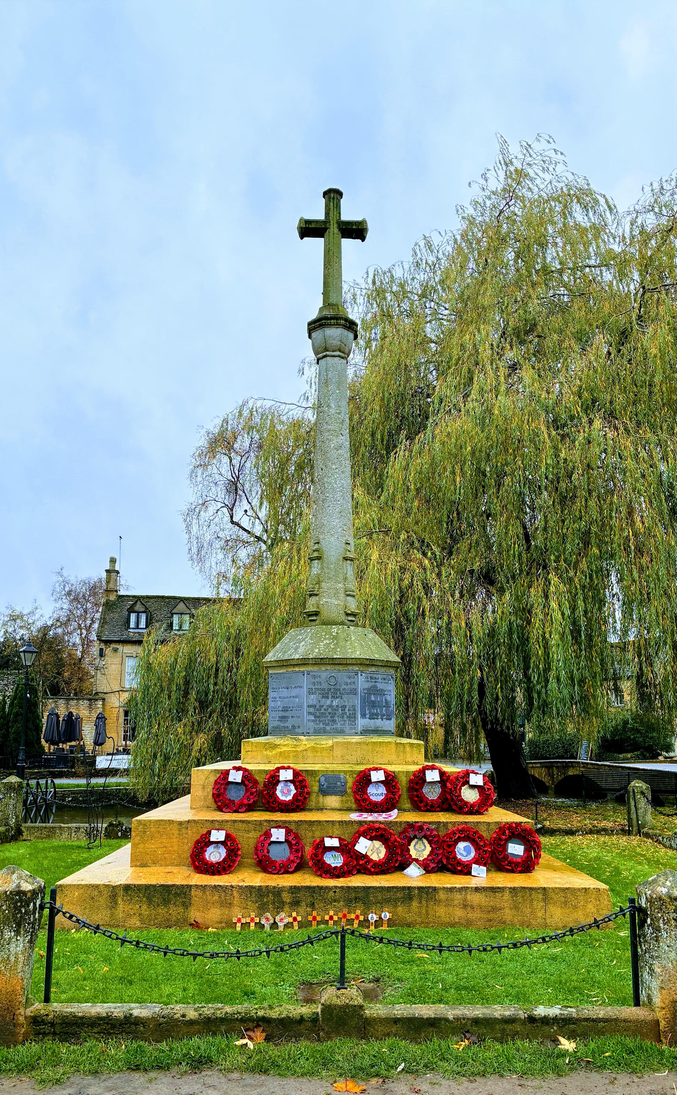 Weather not too bad for mid November, still pleasant to walk around and drop in the many boutique shops and restaurants. 