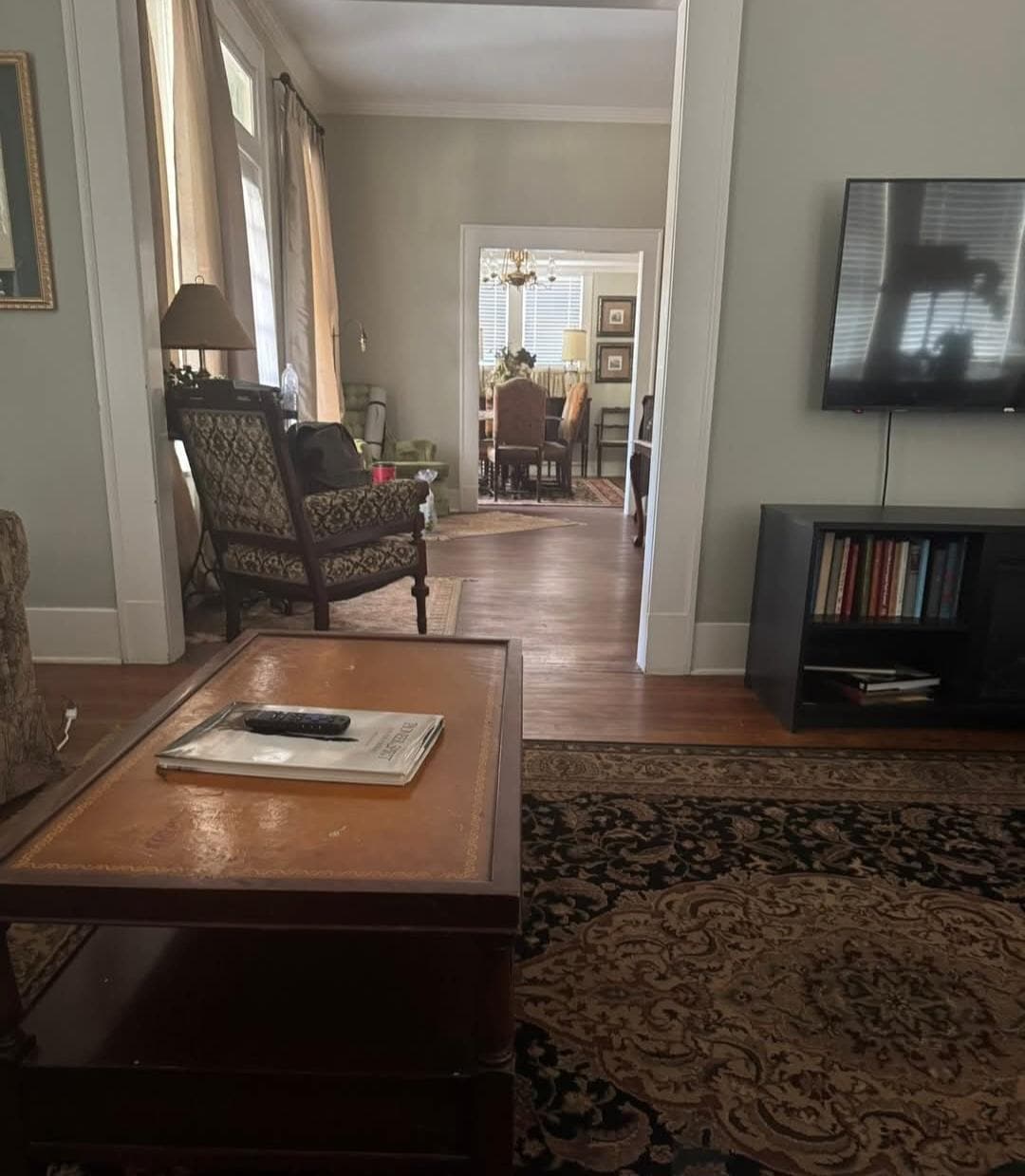 2nd sitting area; 2nd living room