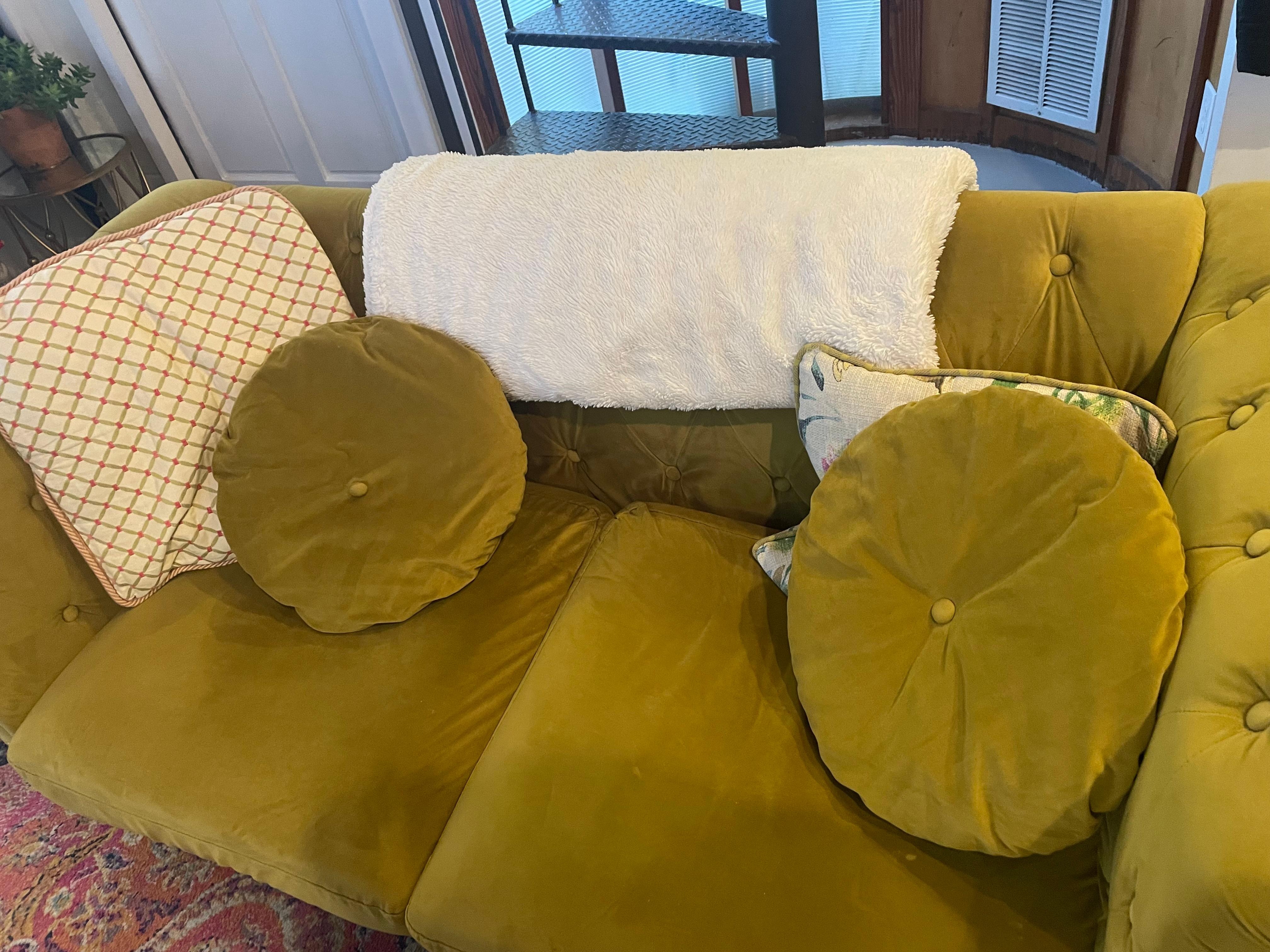 Uncomfortable dirty couch 