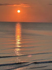 6:30 am Omaha beach 6 June 2025, D-Day remembering the young soldiers who gave theirs so that we could be free.