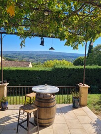 Terrasse apero sous la tonnelle