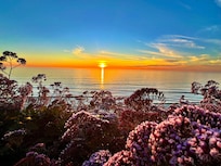 Beautiful location near to two beaches and several sunset viewpoints.