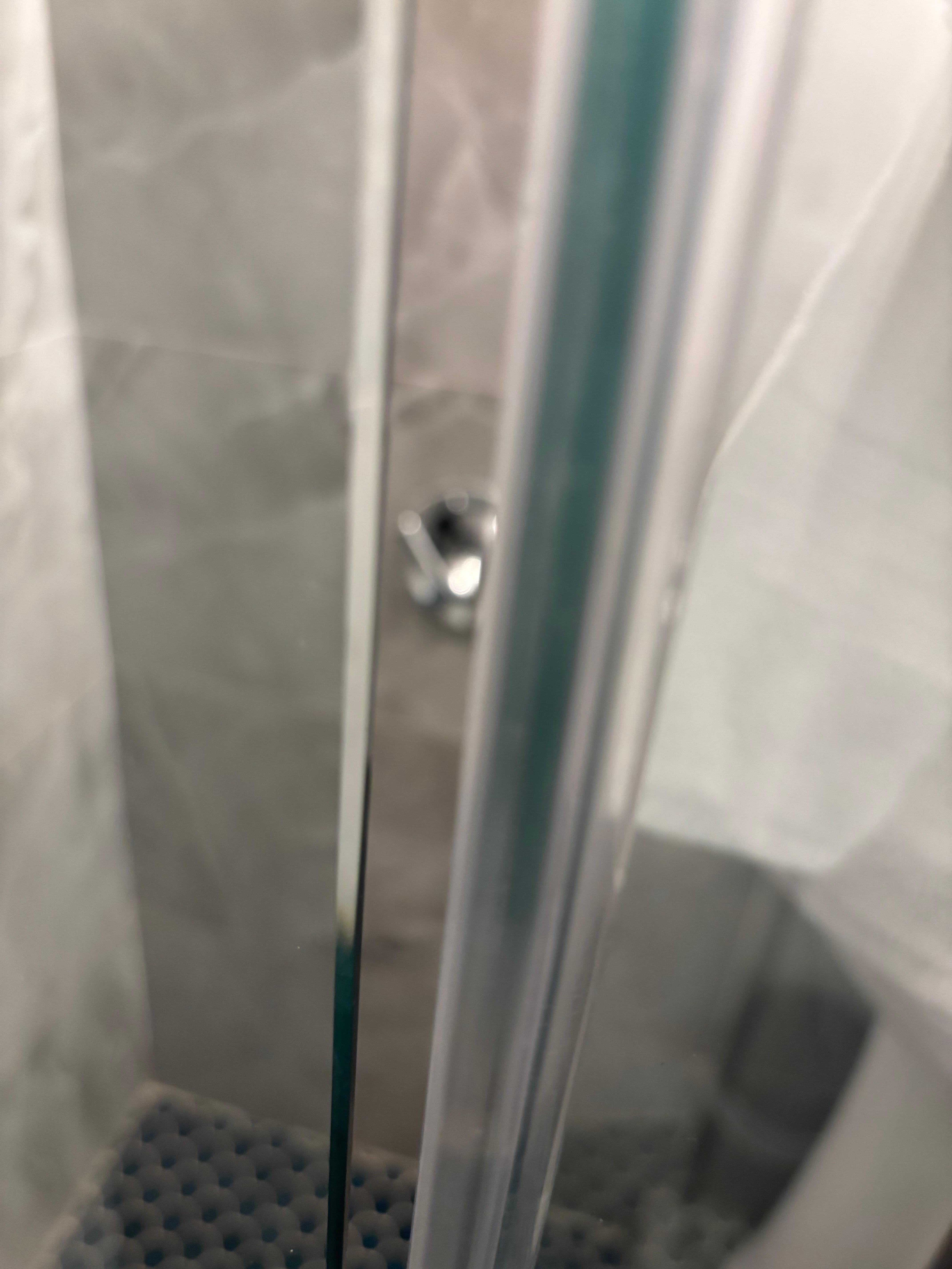 Shower had gap in door that allowed water on the floor