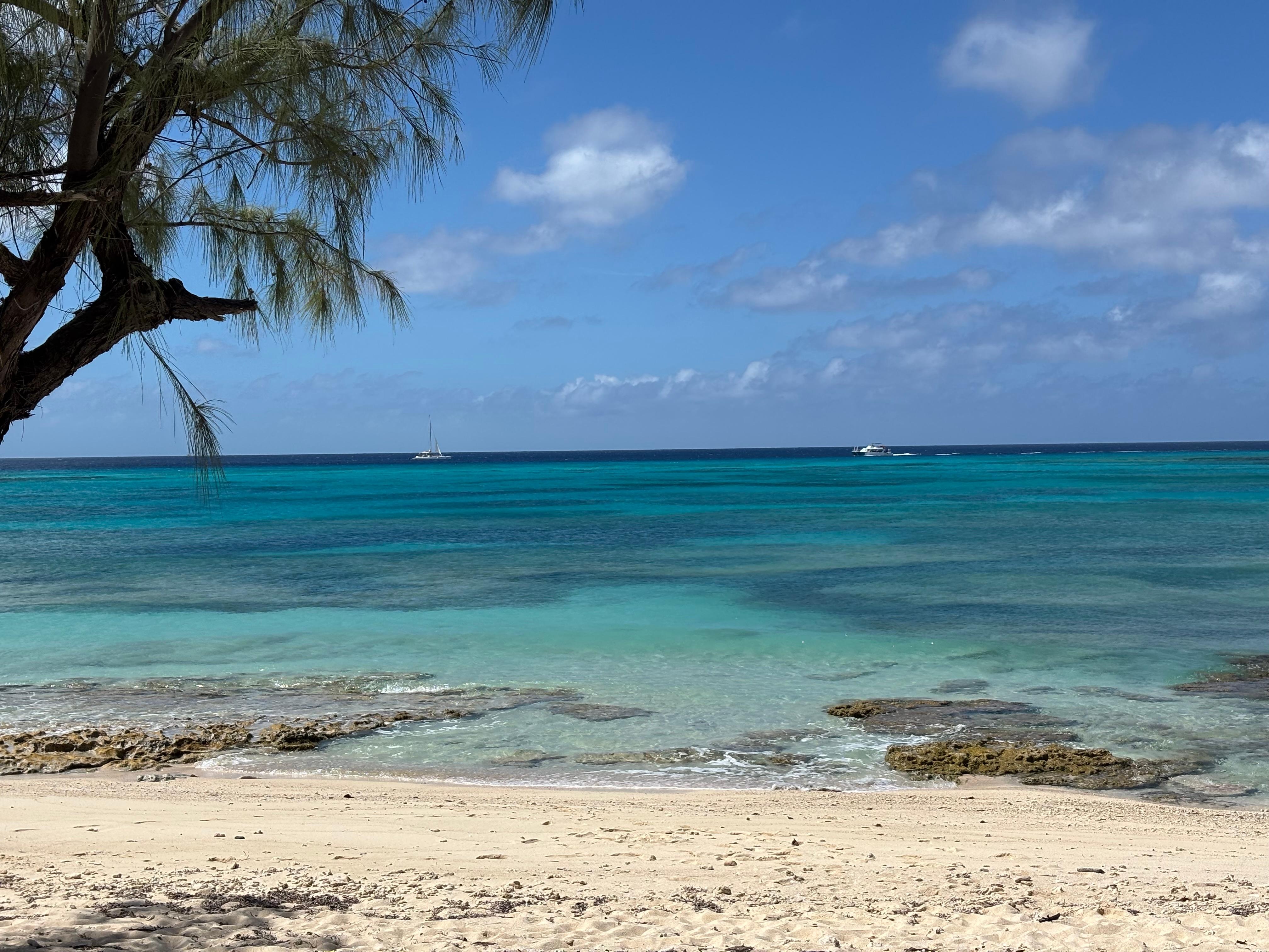 The water is just steps from the deck.