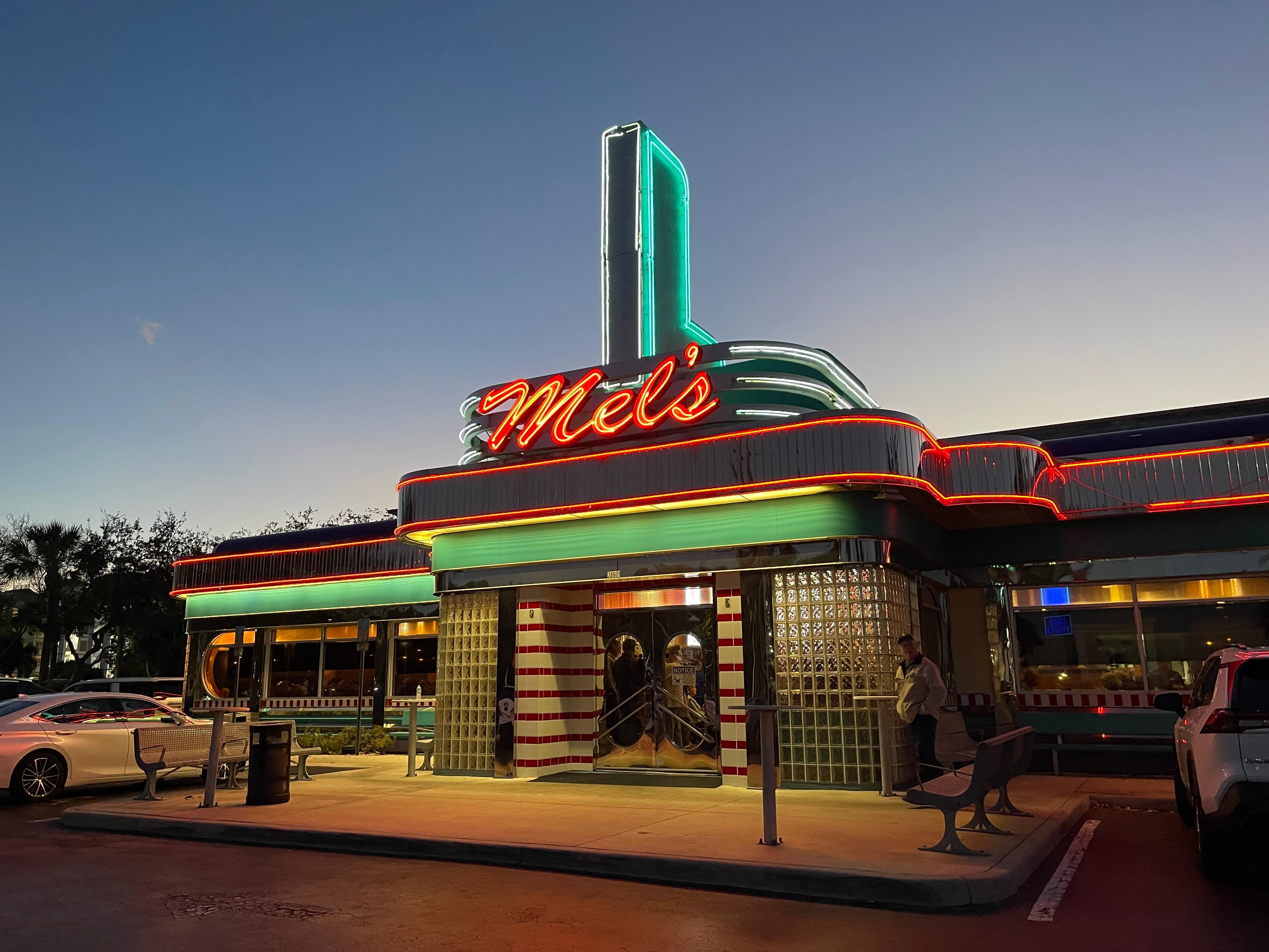 Mel’s Dine next to hotel