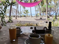 Desayuno frente al mar