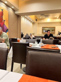 Foto do espaço que serve café