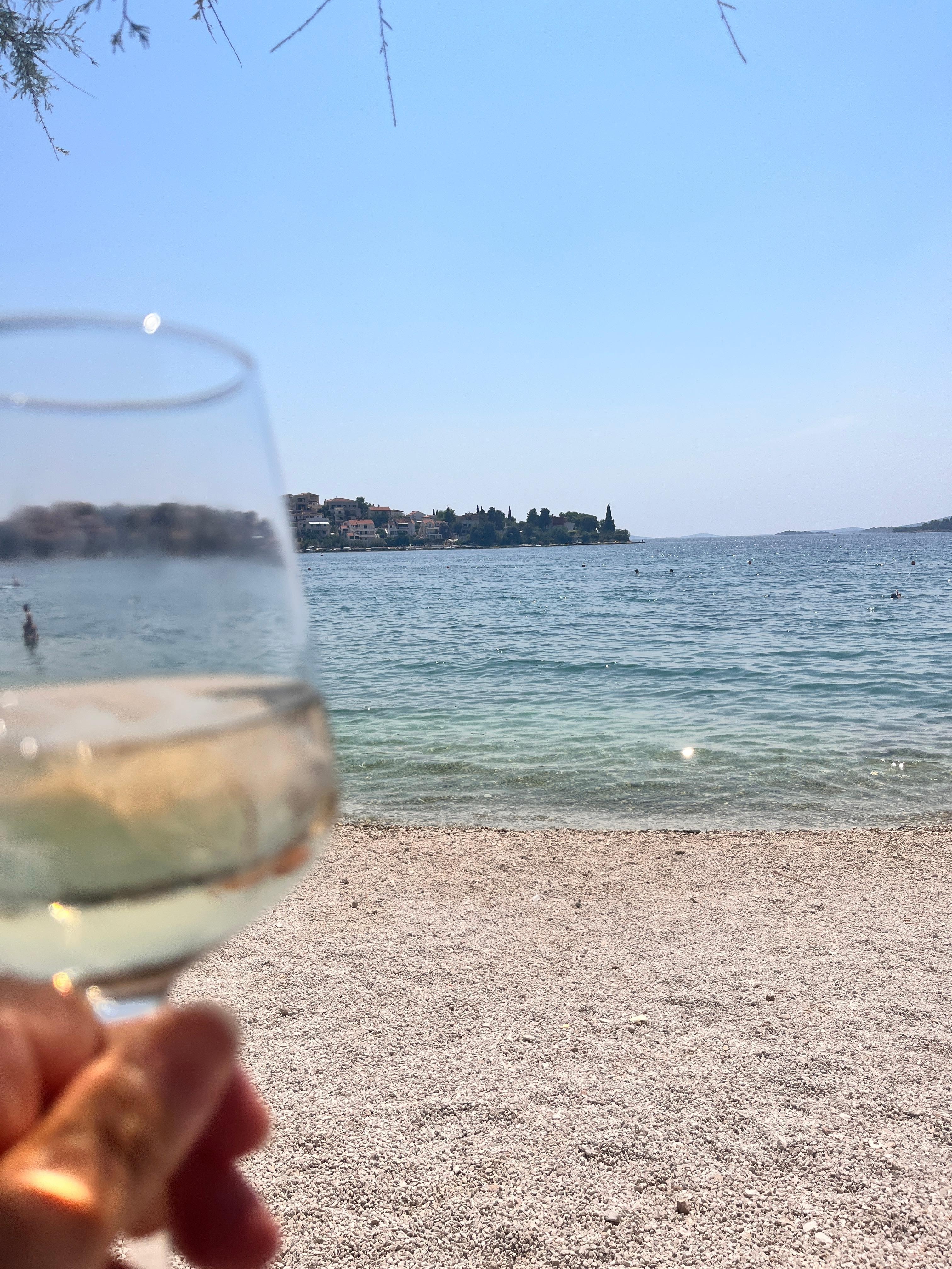 Presladak  beach bar. 