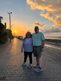 10 minute walk from hotel to beach