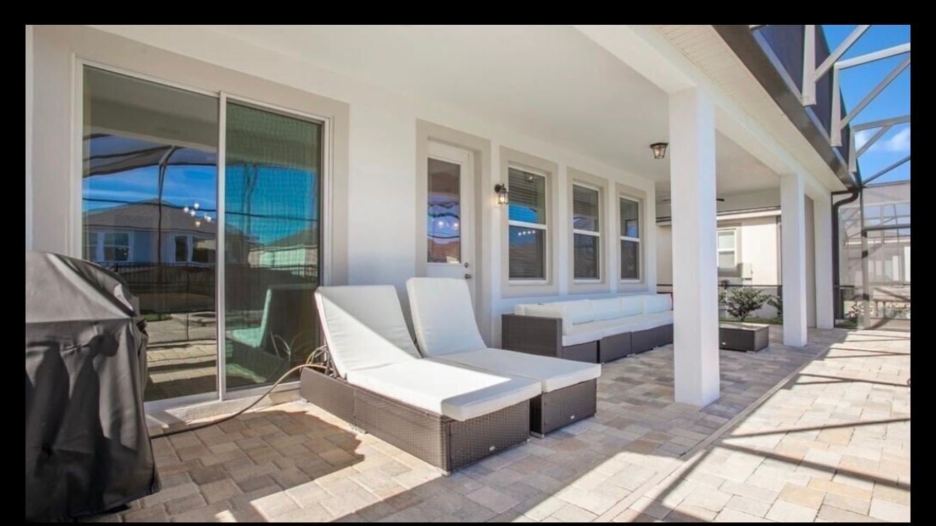 Listing pics nothing the same 