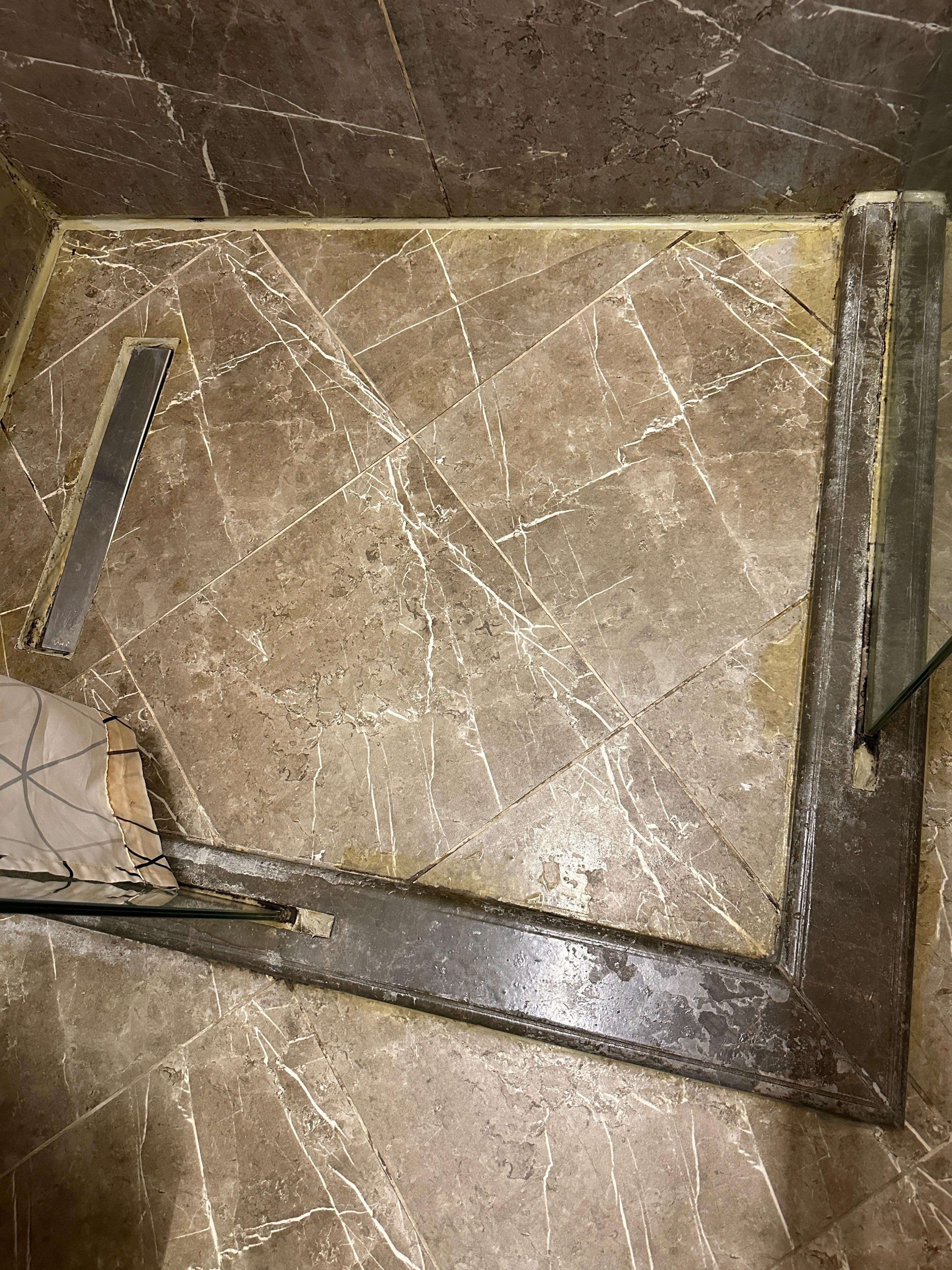 many urine stains on floor?