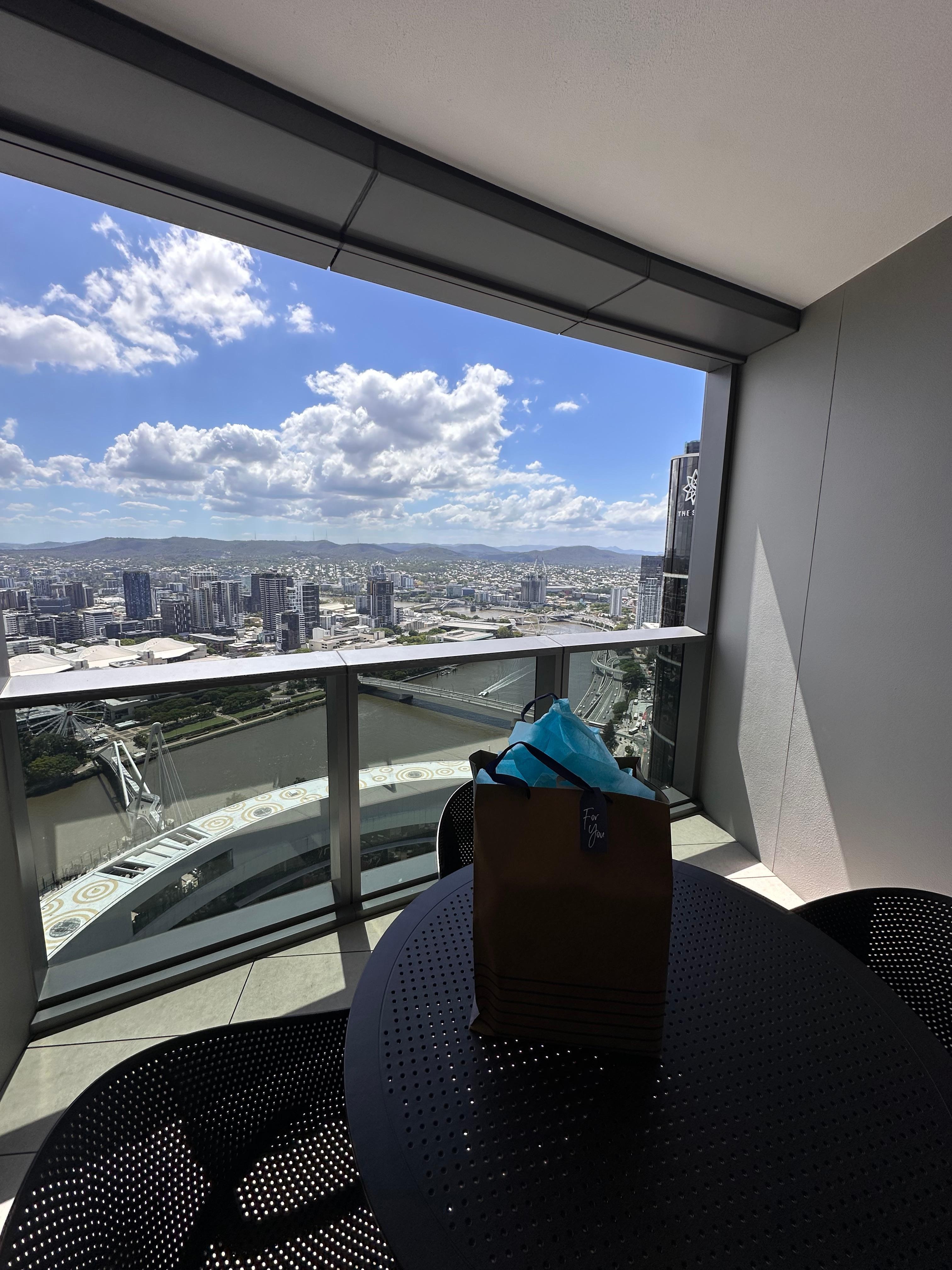 Daytime balcony view 