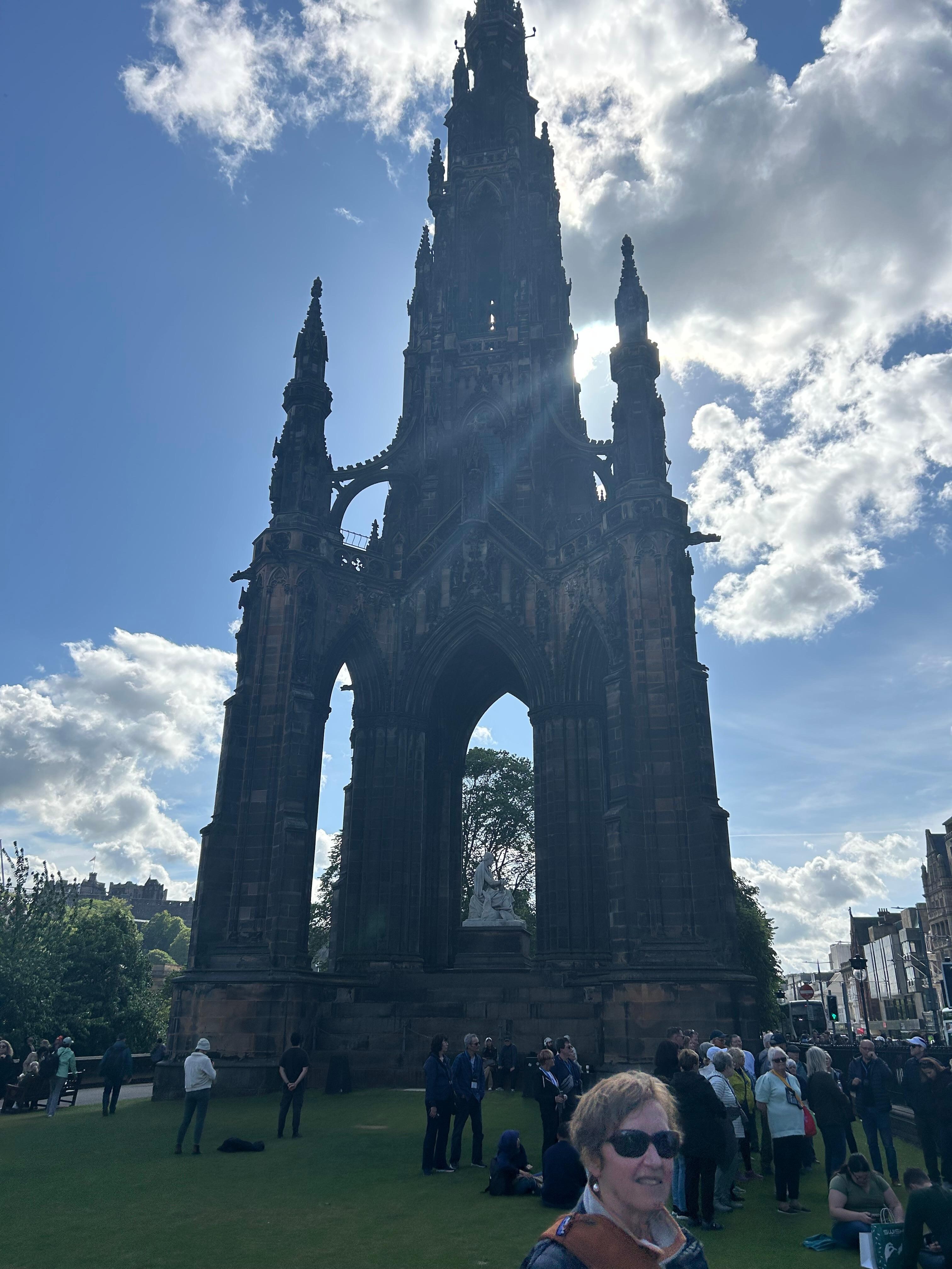 Sir Walter Scott monument 