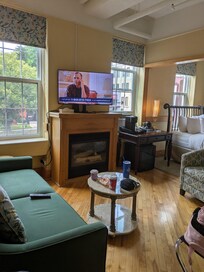 Lovely room, Expresso coffee, smaller than it looks but very nice and homey