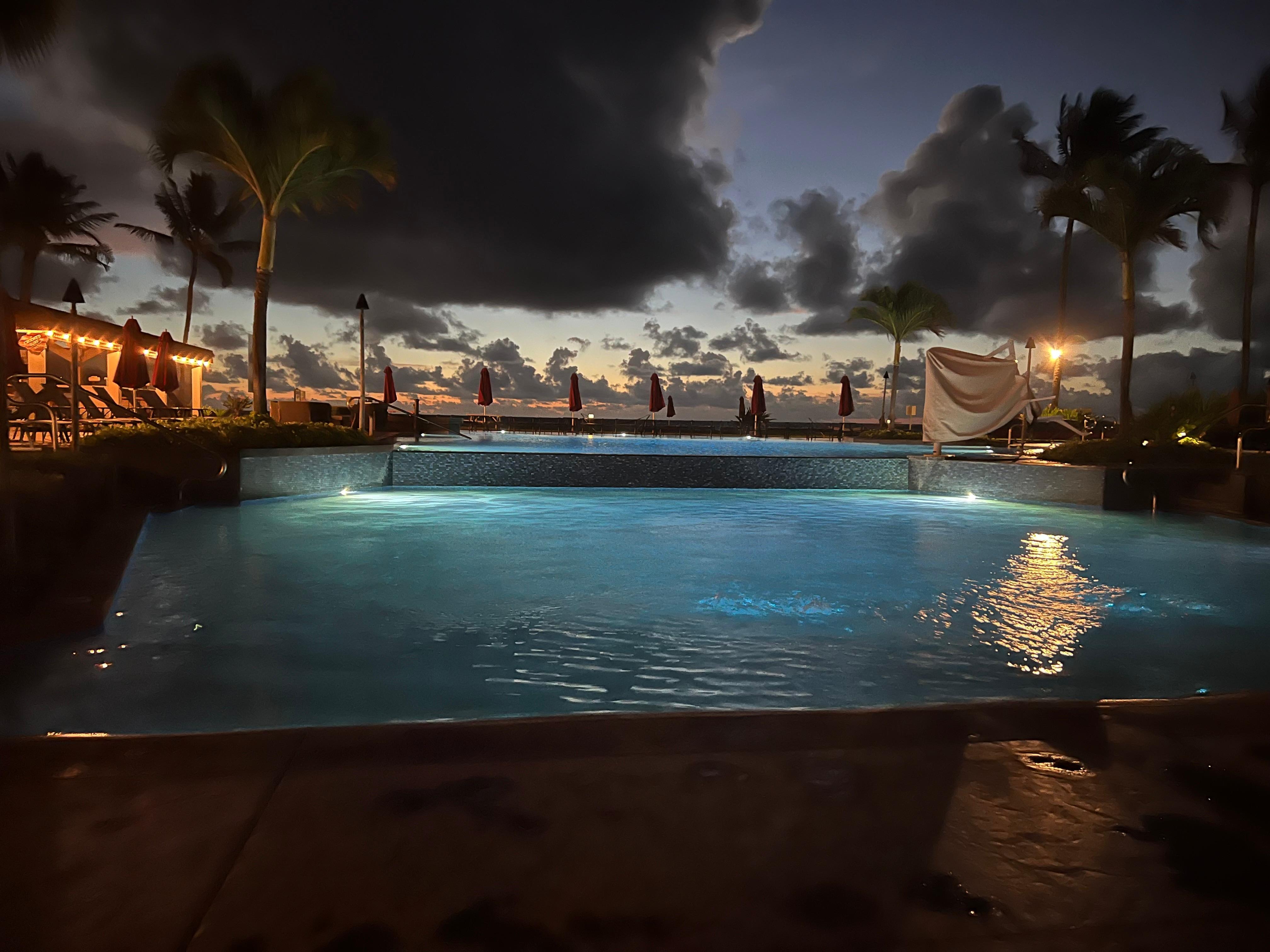 Beautiful evening pool pic