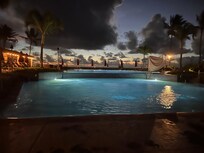 Beautiful evening pool pic