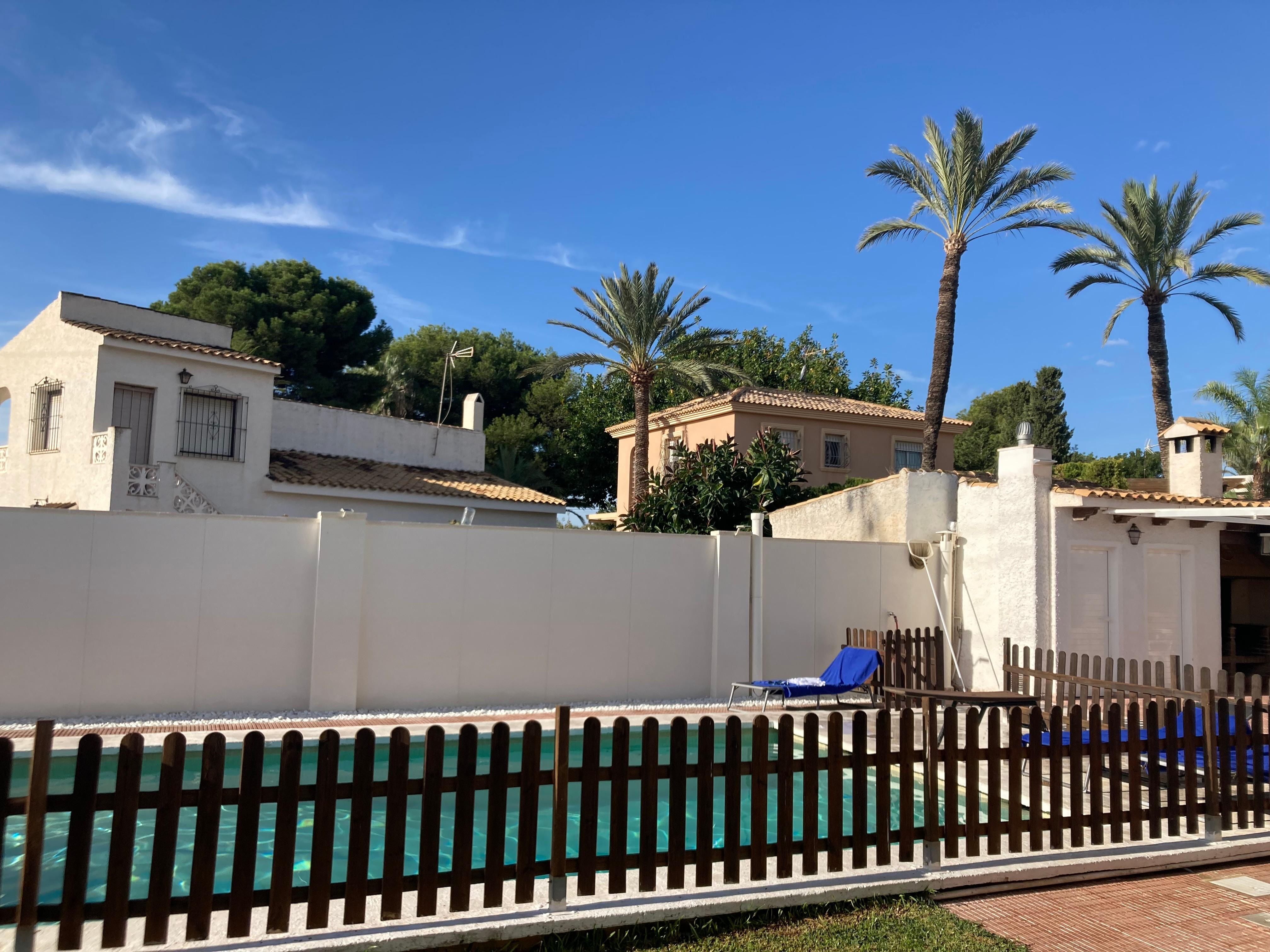 Rear of pool- barbecue area