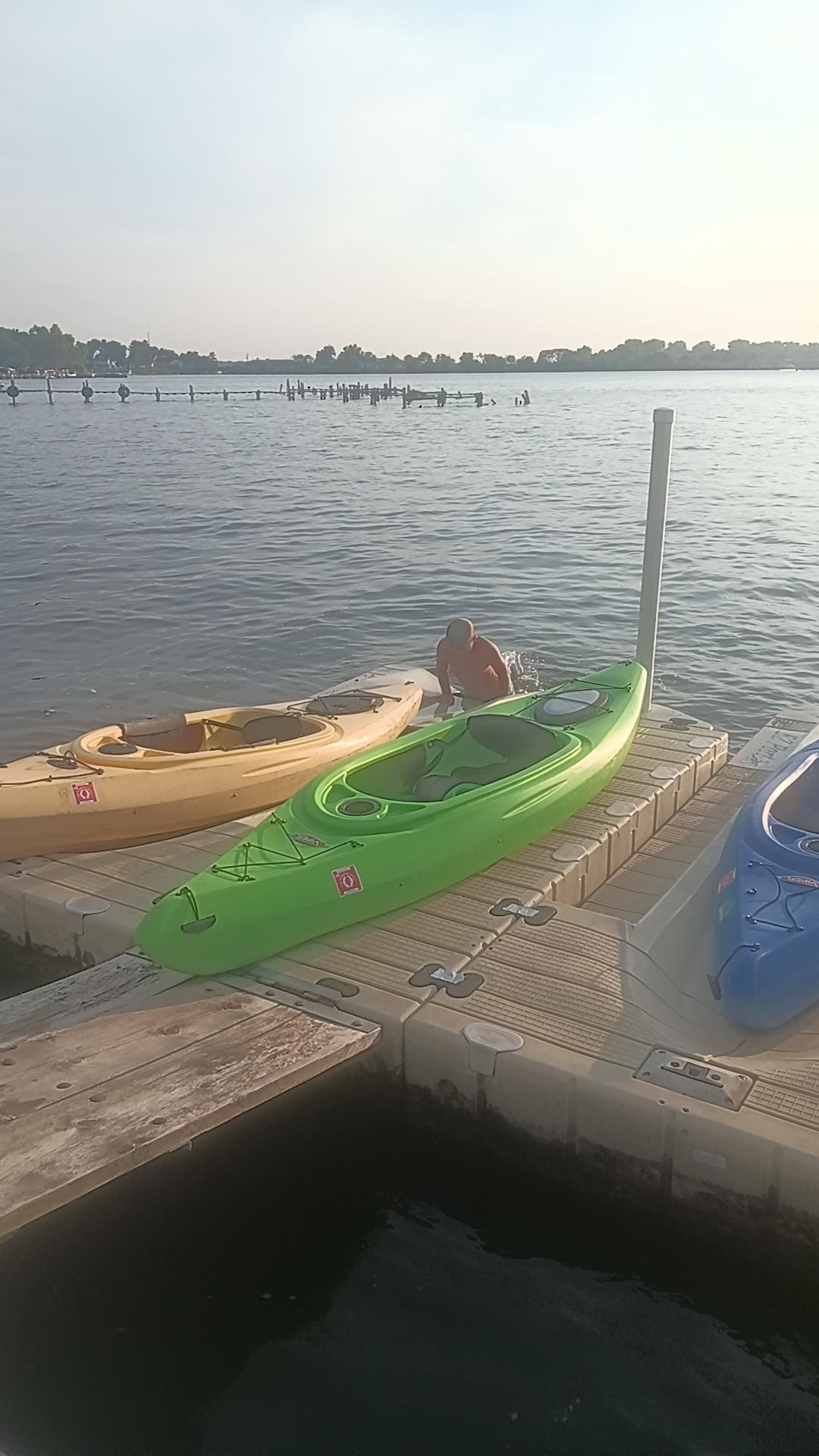 Kayaks 