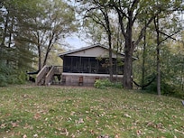 Cute cottage had everything we needed for a quick getaway.