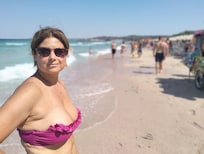 Spiaggia fronte struttura