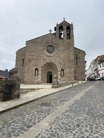 Iglesia 100m from room
