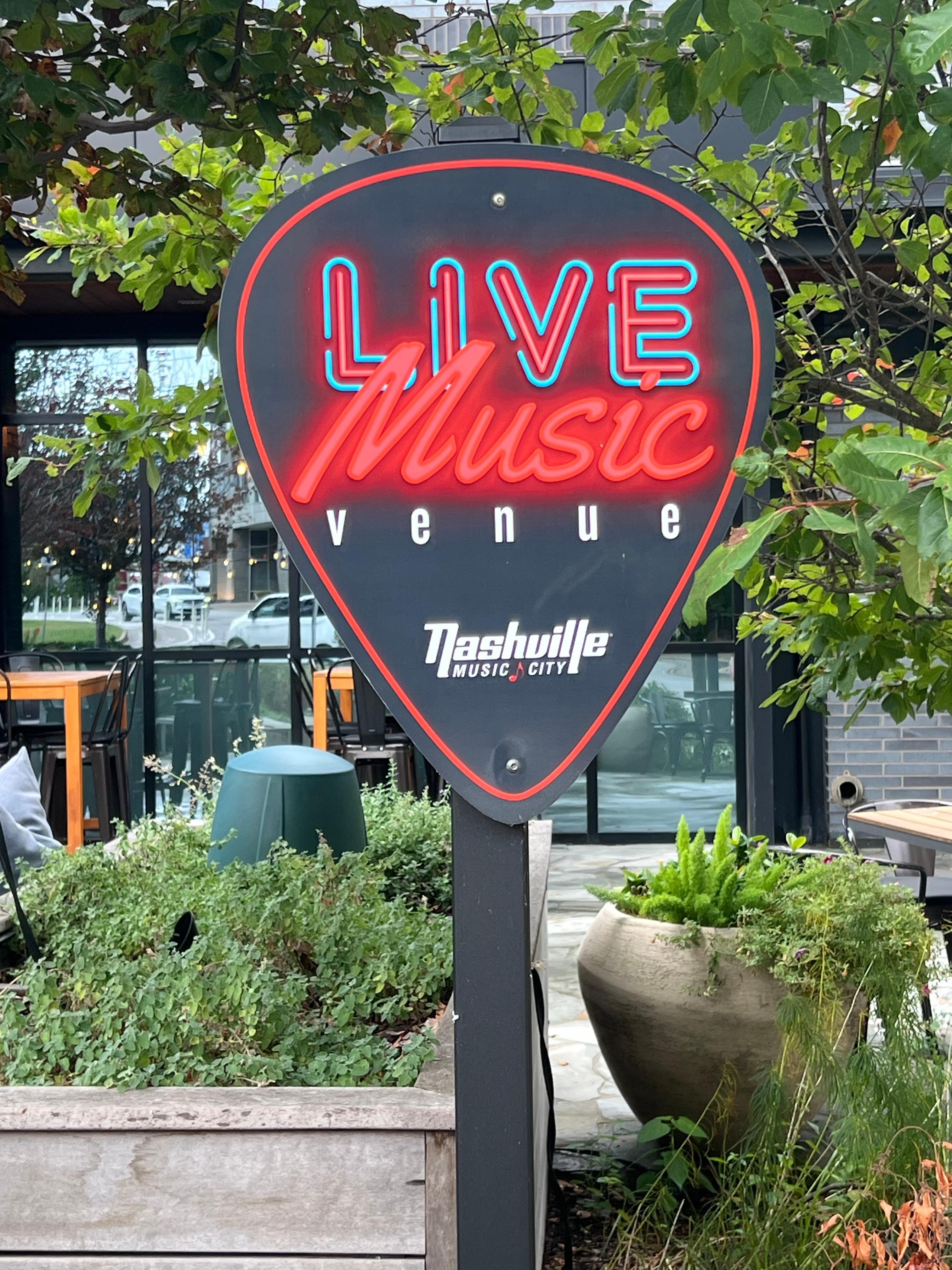 These signs are all over town. 
😎🎶👍🏼